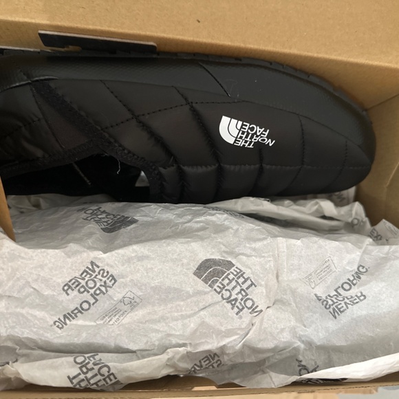 Shoes - Picture 3 of 5